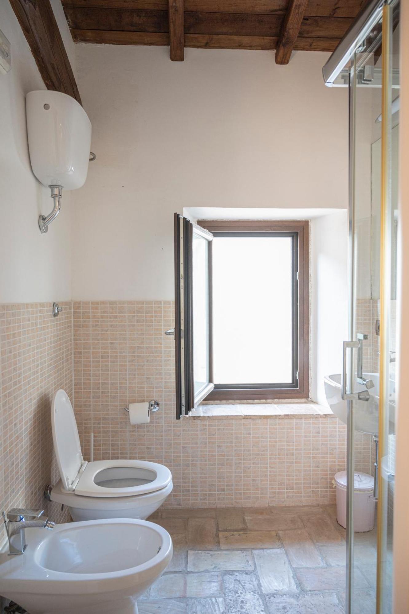 Locanda Persei Prossedi Exterior foto