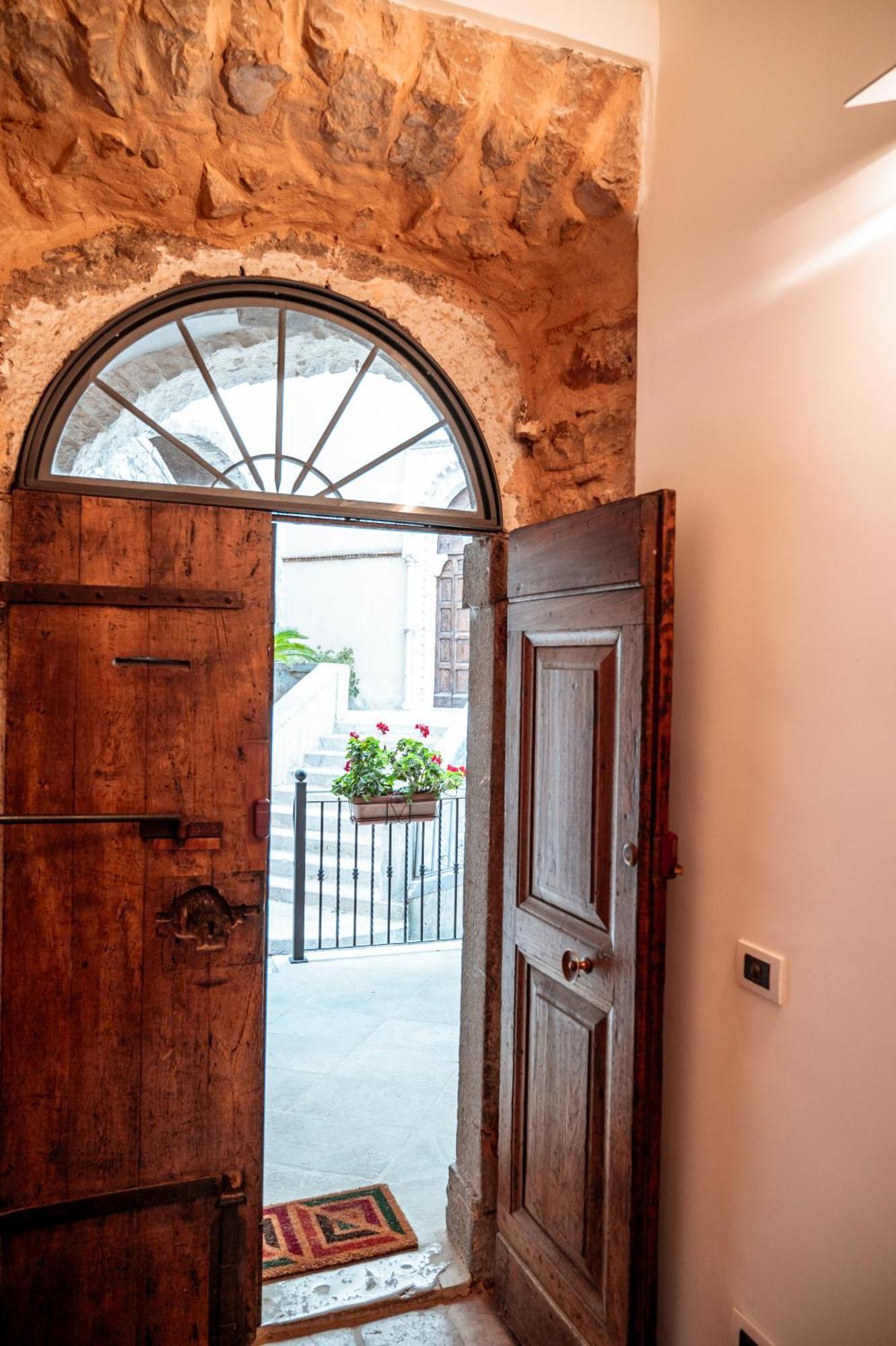 Locanda Persei Prossedi Exterior foto